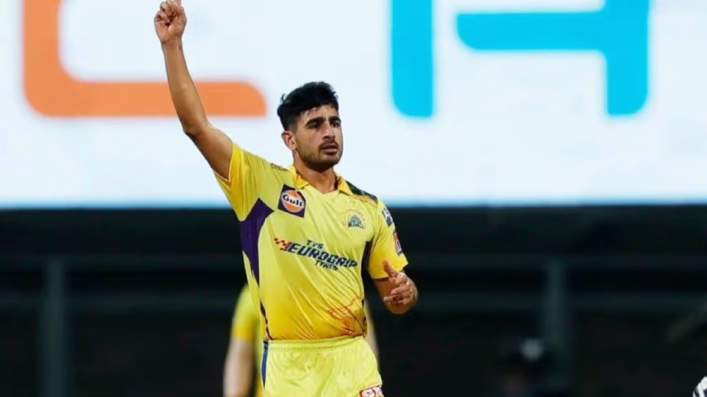 IPL 2026: CSK के तेज गेंदबाज मुकेश चौधरी पर टूटा दुखों का पहाड़, मां के निधन के बाद MI के खिलाफ मैच से बाहर