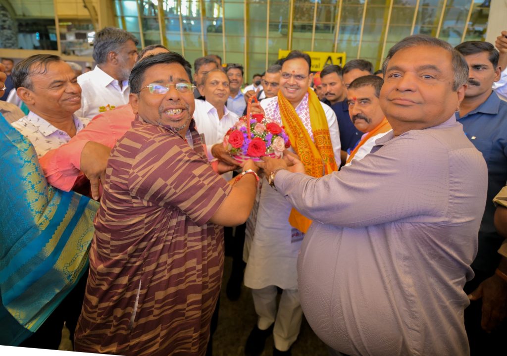कोयंबटूर में जोरदार स्वागत: कार्यकर्ताओं के उत्साह से दिखी संगठन की मजबूती, ‘एक भारत-श्रेष्ठ भारत’ का संदेश