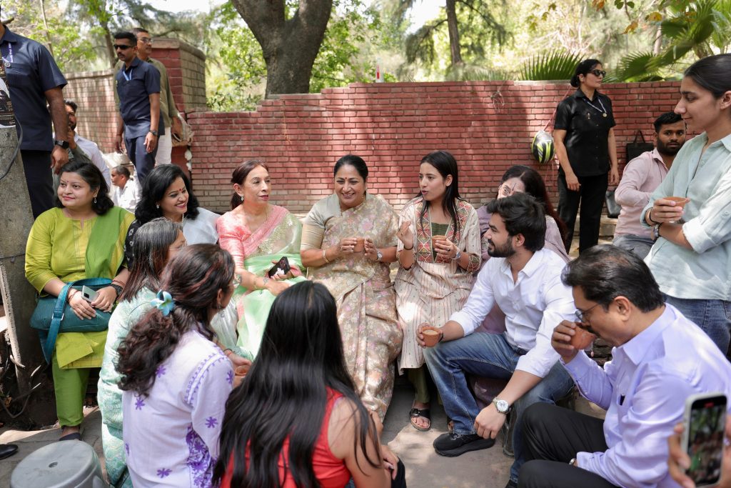 दिल्ली विश्वविद्यालय में संवाद और सपनों की नई उड़ान: छात्रों-शिक्षकों के साथ खास मुलाकात ने जगाई ‘नए भारत’ की उम्मीद