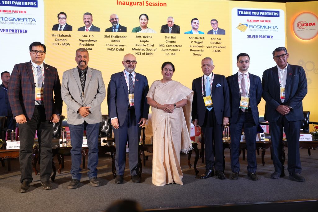 ‘व्यापार दिल्ली—बदलती दिल्ली’ कार्यक्रम में ऑटो सेक्टर पर जोर, ग्रीन मोबिलिटी से विकसित राजधानी का लक्ष्य