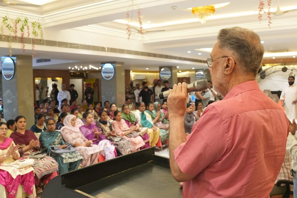 पटियाला में आंगनवाड़ी कार्यकर्ताओं से मिले मंत्री, बच्चों के पोषण और सुविधाओं को बेहतर बनाने पर जोर