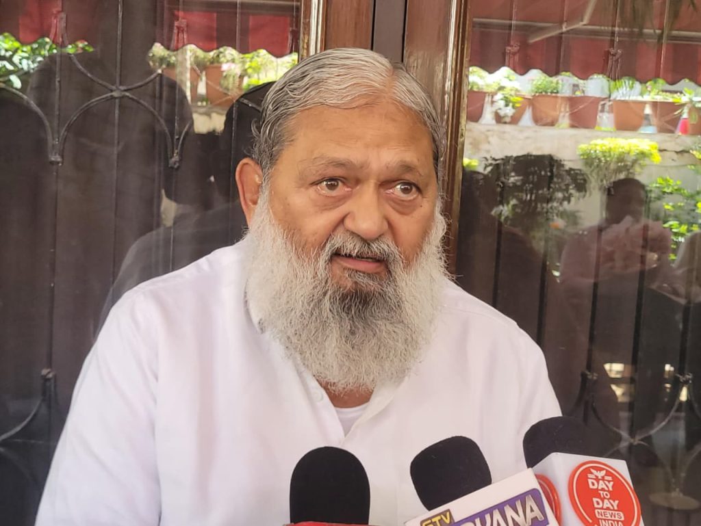 चंडीगढ़ ब्लास्ट पर अनिल विज का बड़ा बयान: आरोपियों की जल्द होगी गिरफ्तारी, राहुल गांधी पर भी साधा निशाना
