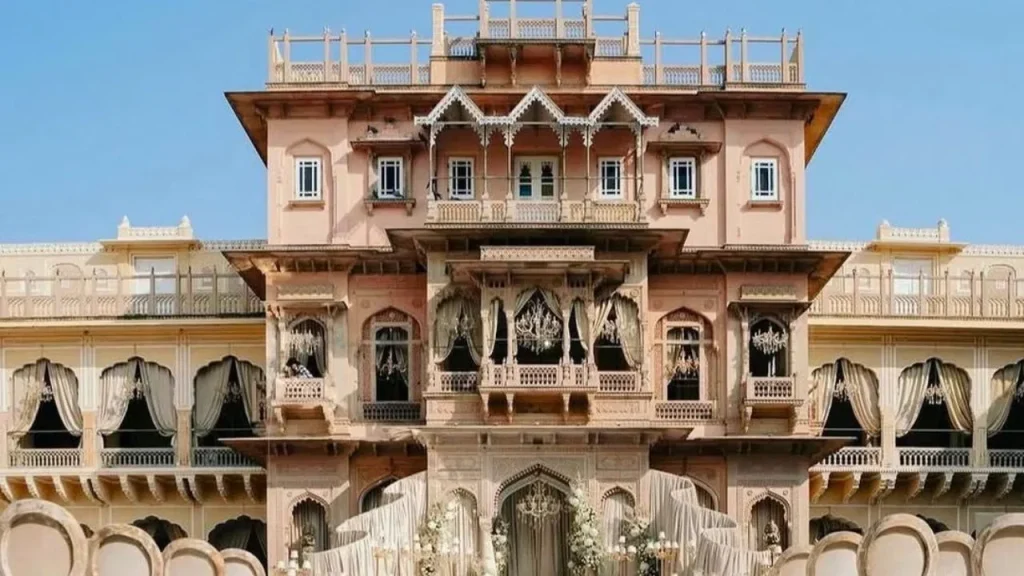अक्षय कुमार की ‘भूत बंगला’ की डरावनी हवेली का सच: 350 साल पुराना चोमू पैलेस, एक रात का किराया उड़ा देगा होश