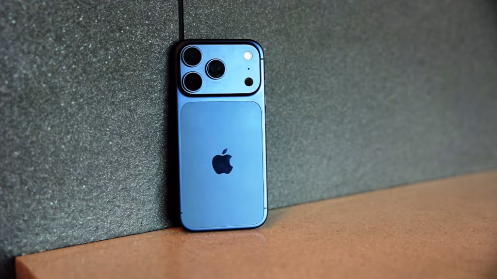 Vijay Sales Apple Days Sale 2026: iPhone 17 सीरीज पर बंपर डिस्काउंट, बैंक ऑफर और एक्सचेंज डील्स का मौका