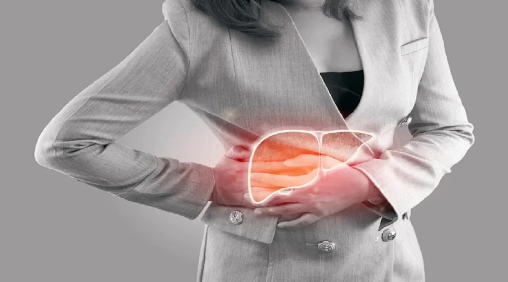 Fatty Liver Diet: क्या फैटी लिवर में अंडे का पीला हिस्सा खाना सही है? एक्सपर्ट ने बताया सही जवाब
