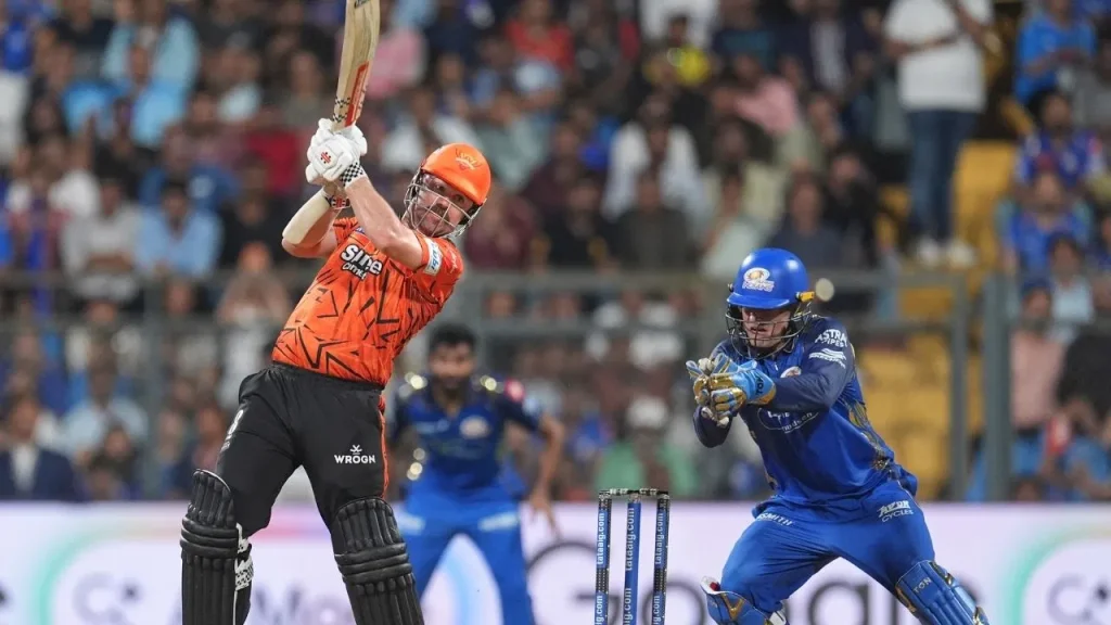 MI vs SRH: रिकल्टन का शतक भी नहीं बचा सका मुंबई, हैदराबाद ने 243 रन चेज कर रचा इतिहास