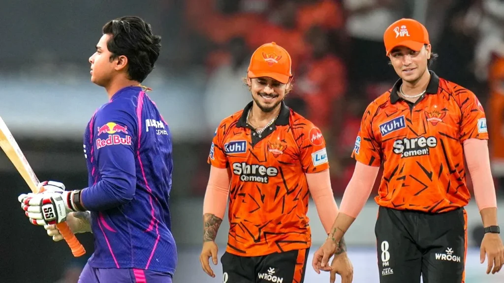 IPL 2026: ऑरेंज कैप के लिए जंग तेज, वैभव सूर्यवंशी के पीछे अभिषेक शर्मा और ईशान किशन