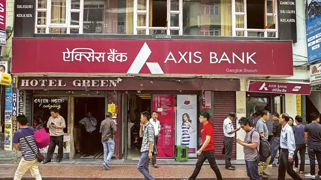 Axis Bank ने लॉन्च की डिजिटल लॉकर ब्रांच: 24x7 एक्सेस, हाई-टेक सिक्योरिटी के साथ बदलेगा बैंकिंग अनुभव