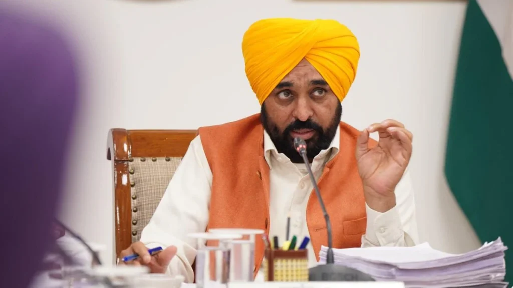 मुख्यमंत्री मेरी रसोई योजना की शुरुआत, पंजाब के 40 लाख परिवारों को हर तीन महीने मिलेगा पौष्टिक राशन किट मुख्यमंत्री मेरी रसोई योजना की शुरुआत, पंजाब के 40 लाख परिवारों को हर तीन महीने मिलेगा पौष्टिक राशन किट