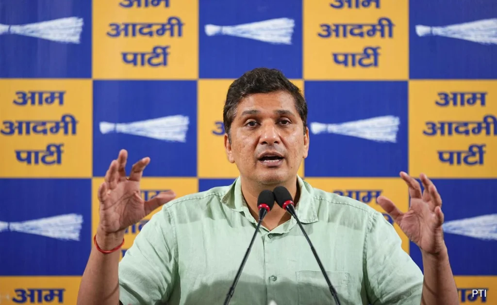 पालम अग्निकांड रिपोर्ट में देरी पर सौरभ भारद्वाज का हमला, दिल्ली में फायर सेफ्टी सुधार की उठाई मांग