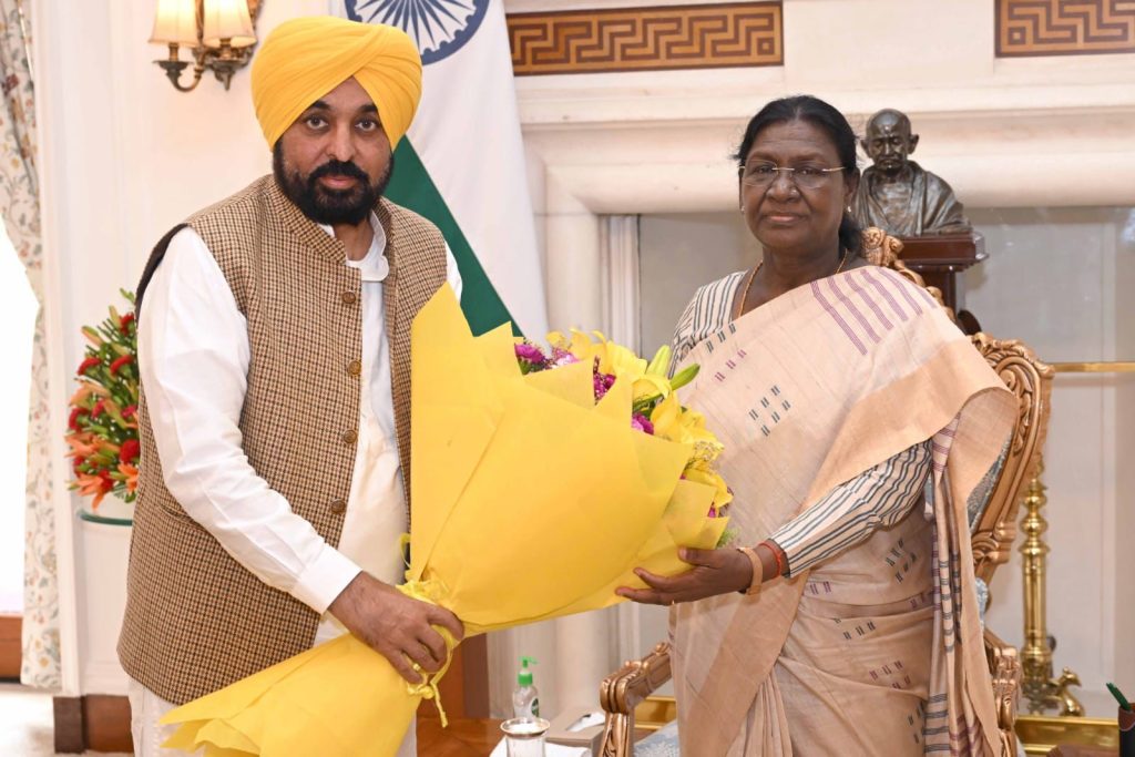 राष्ट्रपति से मिले CM भगवंत मान: लोकतंत्र, एजेंसियों के दुरुपयोग और ‘ऑपरेशन लोटस’ पर उठाए बड़े सवाल