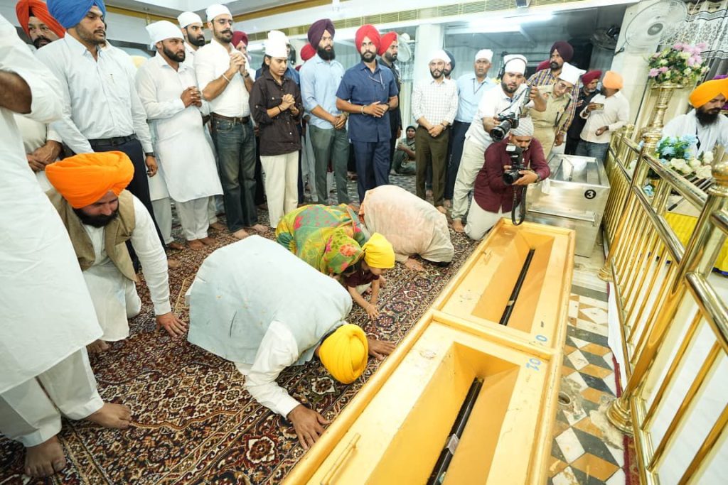 तख्त श्री दमदमा साहिब पहुंचे मुख्यमंत्री, ‘श्री गुरु ग्रंथ साहिब सम्मान कानून’ को बताया पंजाब की आस्था और न्याय की बड़ी जीत