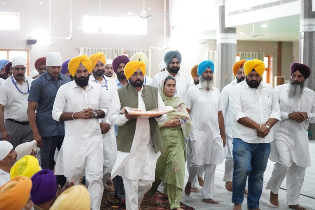 मुख्यमंत्री भगवंत मान ने गुरुद्वारा श्री जोतिसर साहिब में टेका माथा, ‘रंगला पंजाब’ की खुशहाली के लिए की अरदास