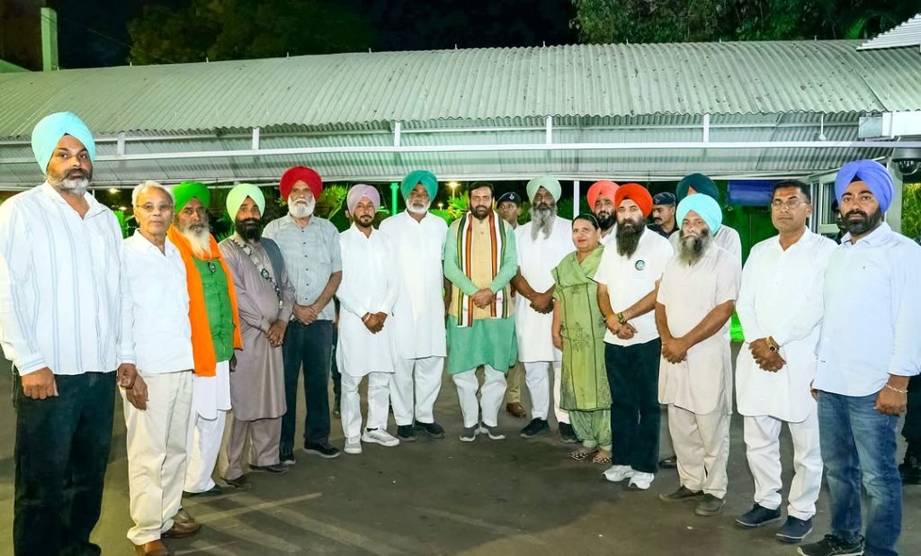 पंजाब के किसान प्रतिनिधियों ने मुख्यमंत्री नायब सिंह सैनी से की मुलाकात, कृषि समस्याओं पर हुई चर्चा