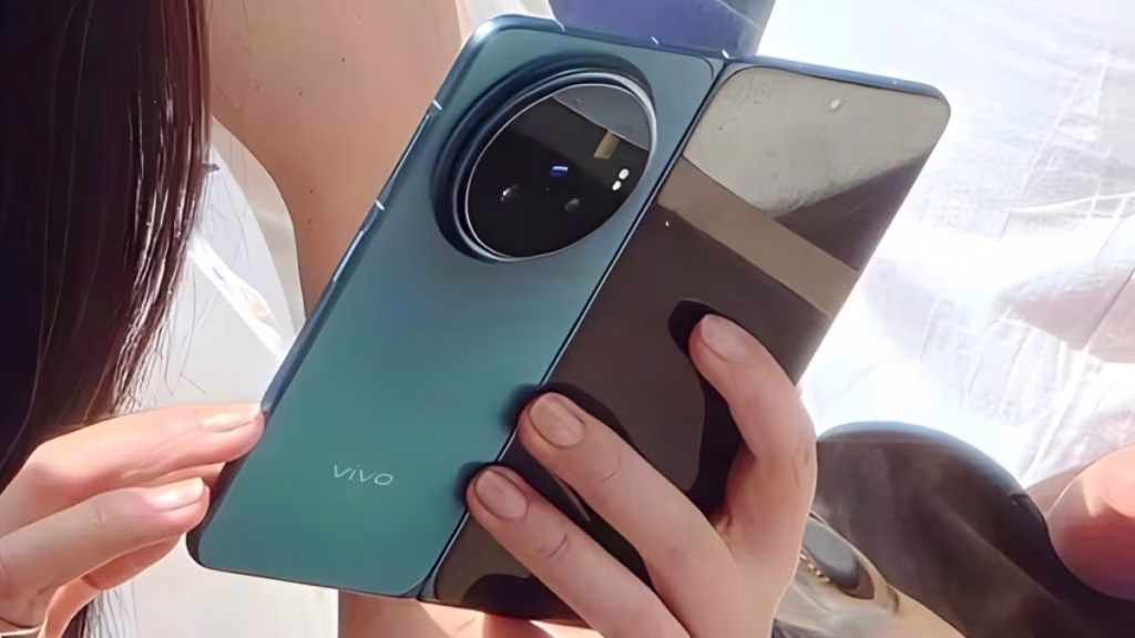 Vivo X Fold 6: 200MP कैमरा और 8.02-इंच डिस्प्ले के साथ आ सकता है नया फोल्डेबल फोन Vivo X Fold 6: 200MP कैमरा और 8.02-इंच डिस्प्ले के साथ आ सकता है नया फोल्डेबल फोन