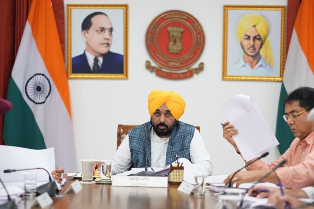 मुख्यमंत्री भगवंत सिंह मान के नेतृत्व वाली कैबिनेट द्वारा पंजाब में नीट की दोबारा परीक्षा देने वाले उम्मीदवारों के लिए मुफ्त सफर को मंजूरी