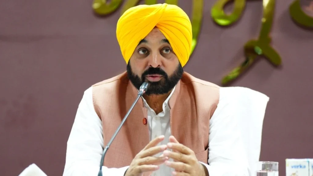 भगवंत सिंह मान: सुखबीर बादल के इशारे पर मेरे खिलाफ साजिश रची गई, जिसके बाद यह आदेश जारी हुआ