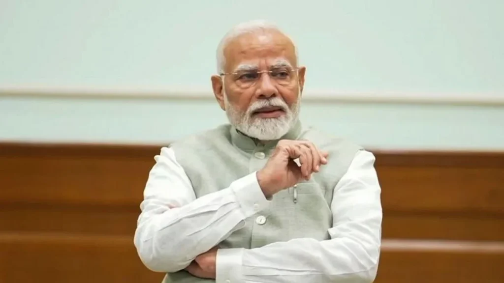 केंद्रीय मंत्रिमंडल ने पीएम नरेंद्र मोदी के ऐतिहासिक कार्यकाल की सराहना की, रिकॉर्ड सेवा पर दी बधाई