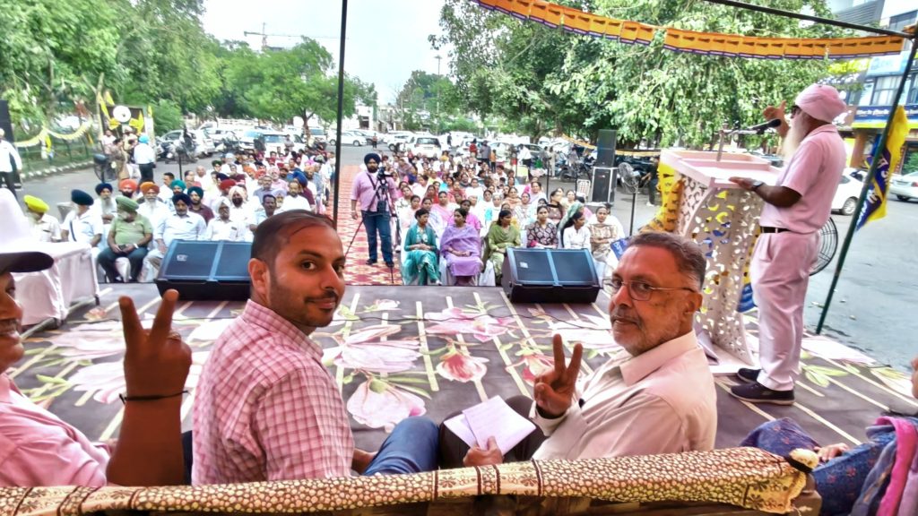 बलबीर सिंह की रैली में उमड़ी भीड़, बारिश भी नहीं रोक सकी जनसमर्थन