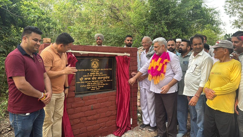 भोआ में ₹2.06 करोड़ की 3 सड़क परियोजनाओं का शुभारंभ, ग्रामीण कनेक्टिविटी को मिलेगा बड़ा लाभ