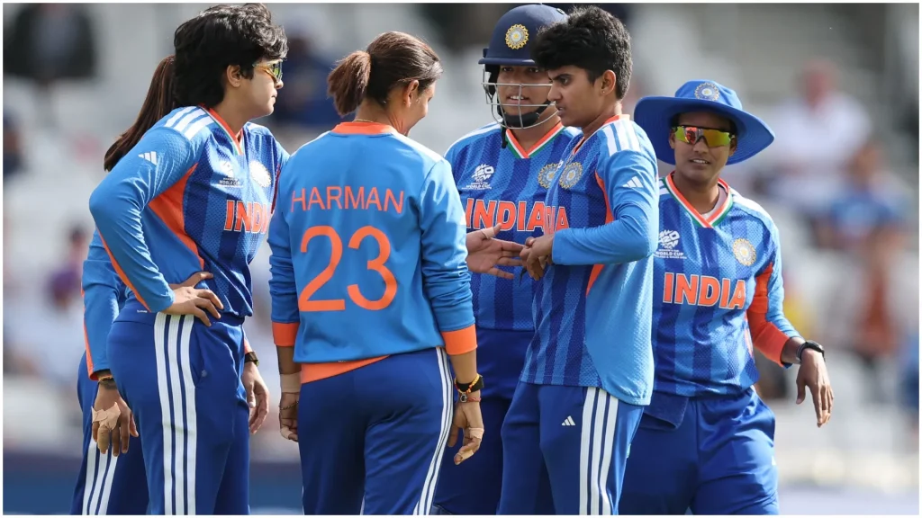 महिला T20 वर्ल्ड कप 2026: दक्षिण अफ्रीका से हार के बाद बढ़ी टीम इंडिया की मुश्किलें, सेमीफाइनल की राह हुई चुनौतीपूर्ण महिला T20 वर्ल्ड कप 2026: दक्षिण अफ्रीका से हार के बाद बढ़ी टीम इंडिया की मुश्किलें, सेमीफाइनल की राह हुई चुनौतीपूर्ण