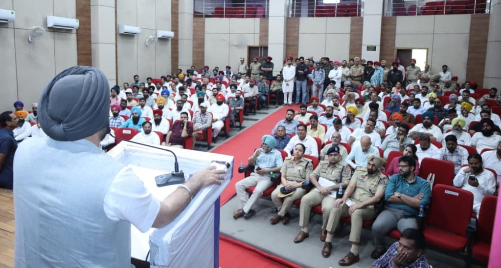 लुधियाना में नशा विरोधी अभियान को मजबूत करने के लिए समीक्षा बैठक आयोजित