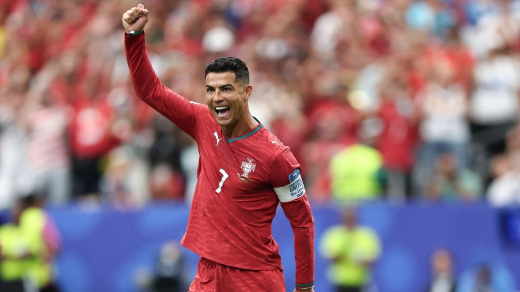 Ronaldo's New Record: 41 की उम्र में भी इतिहास रच रहे क्रिस्टियानो रोनाल्डो, एक गोल से बनाया नया महारिकॉर्ड, लियोनेल मेसी भी पीछे