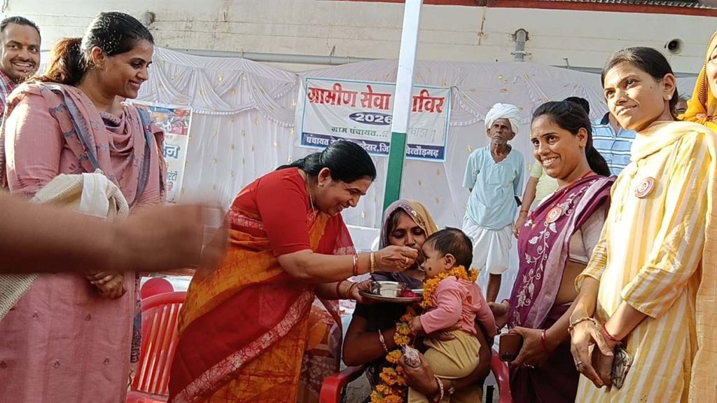 प्रभारी मंत्री डॉ मंजू बाघमार का चित्तौड़गढ़ दौरा प्रभारी मंत्री ने सुखवाड़ा ग्रामीण सेवा शिविर एवं नगर परिषद के शहरी सेवा शिविर का किया अवलोकन