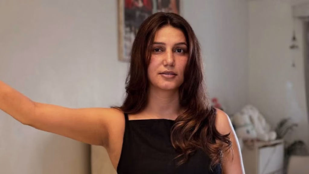 Sapna Choudhary Controversy: सपना चौधरी पर धर्मेंद्र हुड्डा के गंभीर आरोप, वीडियो जारी कर लगाए कई दावे सपना चौधरी पर धर्मेंद्र हुड्डा के गंभीर आरोप, वीडियो जारी कर लगाए कई दावे