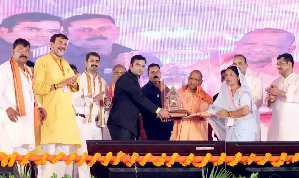 मुख्यमंत्री ने जनपद बांदा में बबेरू तथा बांदा सदर विधानसभाओं की 710 करोड़ रु0 से अधिक लागत की 229 विकास परियोजनाओं का लोकार्पण एवं शिलान्यास किया
