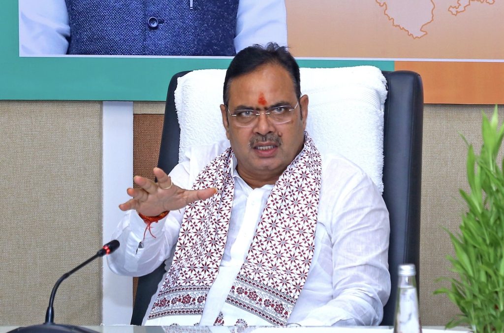 मुख्यमंत्री भजनलाल शर्मा ने ‘राइजिंग राजस्थान समिट’ MoUs की प्रगति की समीक्षा की, निवेश परियोजनाओं को गति देने के निर्देश मुख्यमंत्री भजनलाल शर्मा ने ‘राइजिंग राजस्थान समिट’ MoUs की प्रगति की समीक्षा की, निवेश परियोजनाओं को गति देने के निर्देश