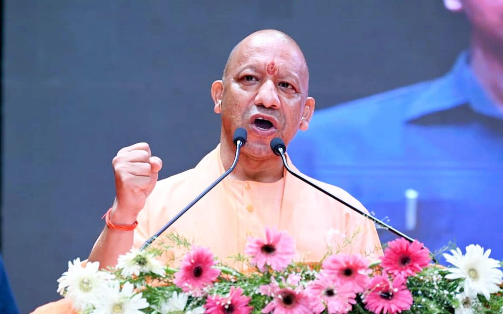 मुख्यमंत्री योगी आदित्यनाथ ने गोरखपुर में बूथ अध्यक्षों से किया संवाद, संगठन को मजबूत करने पर दिया जोर