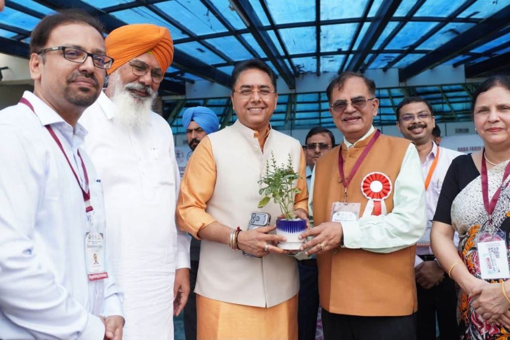 सिमुवर्स 2026: फरीदकोट में स्वास्थ्य शिक्षा कार्यक्रम का सफल आयोजन, अमन अरोड़ा ने की सराहना