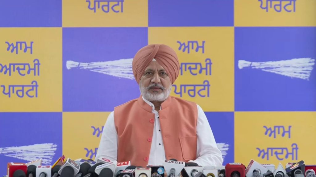 AAP नेता बलतेज पन्नू: स्थानीय निकाय चुनाव परिणामों से राजनीतिक तस्वीर साफ, 2027 चुनावों से पहले बड़े संकेत