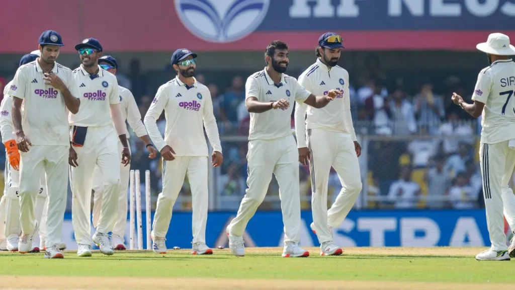 IND vs SL Test: श्रीलंका के खिलाफ टेस्ट में सिर्फ 3 भारतीय बल्लेबाजों ने जड़े हैं दोहरे शतक, जानिए पूरी लिस्ट