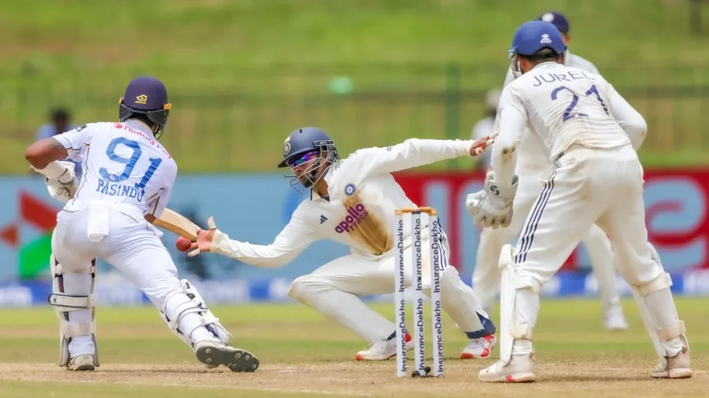 India vs Sri Lanka Test: प्रसिद्ध कृष्णा की शानदार गेंदबाजी पर कैफ-पुजारा ने बांधे तारीफों के पुल, भारत ने श्रीलंका को फॉलोऑन दिया