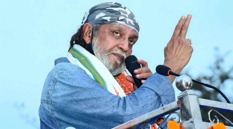 KIFF में न्योता नहीं मिलने पर छलका मिथुन चक्रवर्ती का दर्द, बोले- ‘मैं बहुत छोटा कलाकार हूं’ KIFF में न्योता नहीं मिलने पर छलका मिथुन चक्रवर्ती का दर्द, बोले- ‘मैं बहुत छोटा कलाकार हूं’