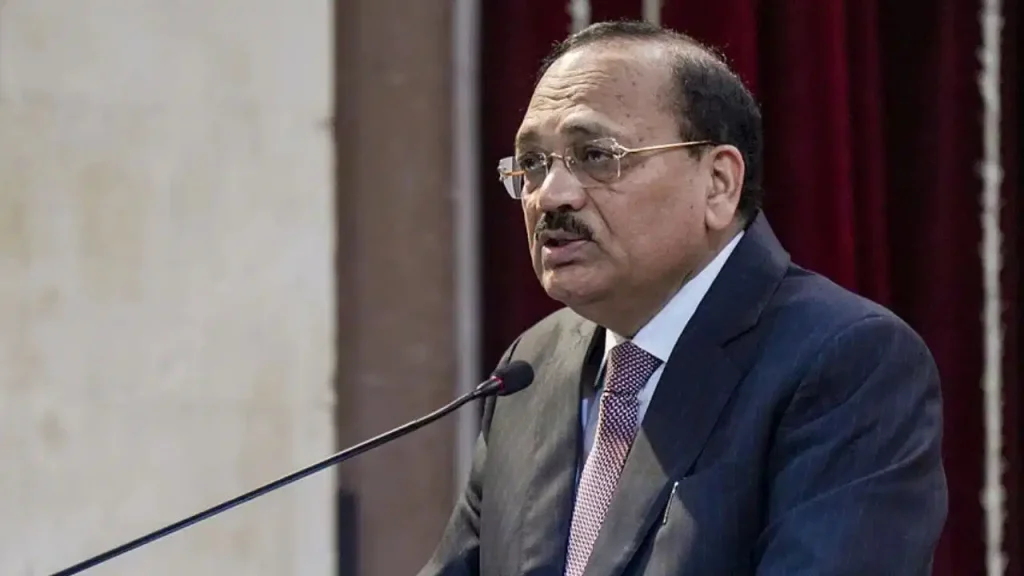 CJI सूर्यकांत सुप्रीम कोर्ट के लंबित मामलों के समाधान के लिए मध्यस्थता और समाधान समारोह पर बात करते हुए