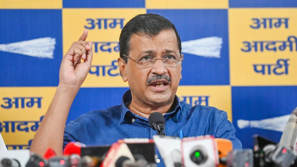 ‘मैं भी दिमागी नक्सल हूं, क्योंकि देशभक्त हूं’: अरविंद केजरीवाल का प्रधानमंत्री नरेंद्र मोदी पर पलटवार ‘मैं भी दिमागी नक्सल हूं, क्योंकि देशभक्त हूं’: अरविंद केजरीवाल का प्रधानमंत्री नरेंद्र मोदी पर पलटवार