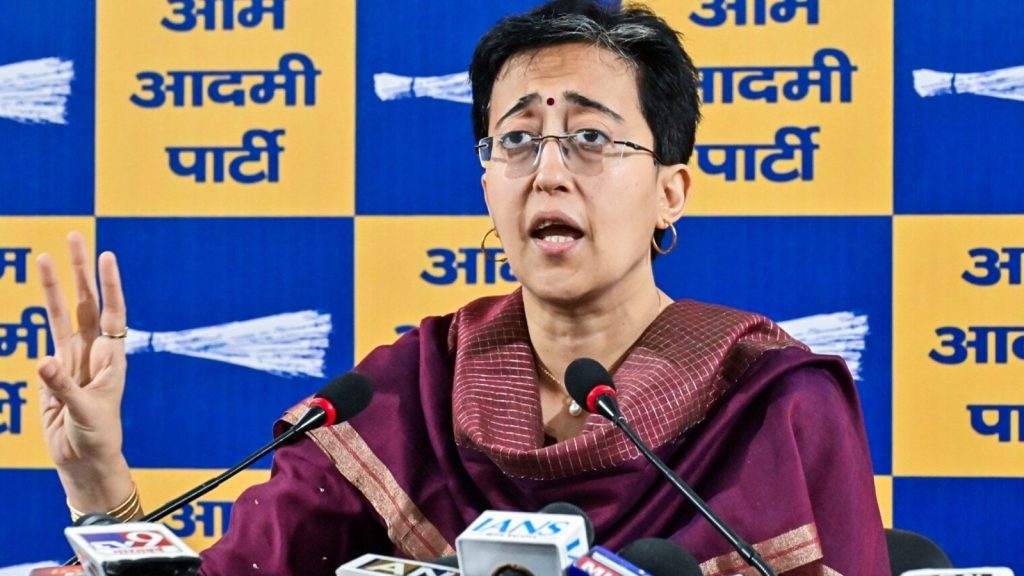 दिल्ली में AAP विधायक कुलदीप कुमार को लेकर आतिशी का बड़ा आरोप, बोलीं- ‘पुलिस ने सुबह 4:30 बजे उठाया’ दिल्ली में AAP विधायक कुलदीप कुमार को लेकर आतिशी का बड़ा आरोप, बोलीं- ‘पुलिस ने सुबह 4:30 बजे उठाया’