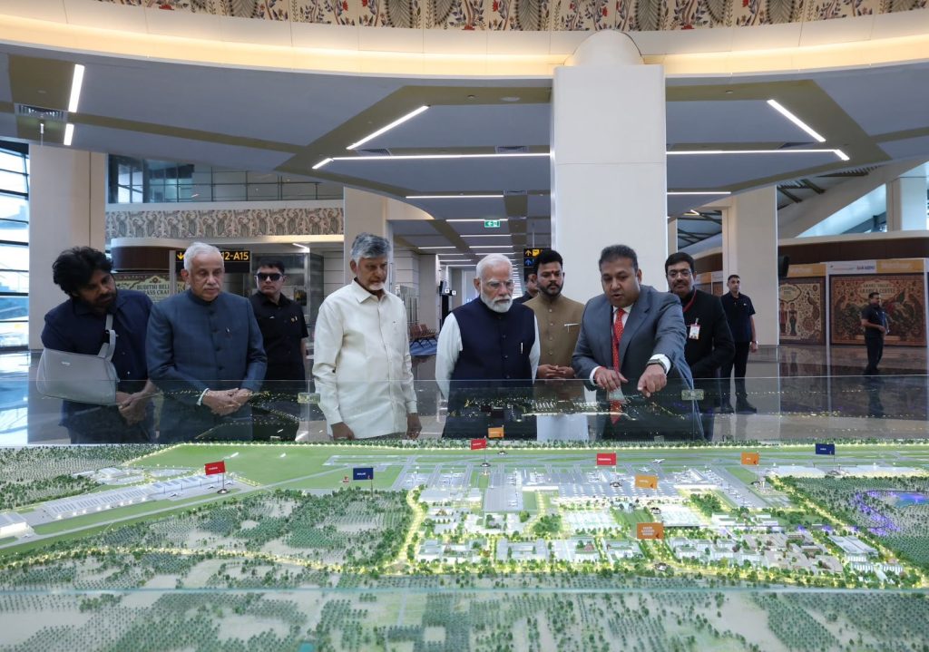 प्रधानमंत्री नरेंद्र मोदी ने आंध्र प्रदेश विकास की सराहना की, 18,000 करोड़ की परियोजनाओं से ‘स्वर्ण आंध्र’ को मिलेगी गति प्रधानमंत्री नरेंद्र मोदी ने आंध्र प्रदेश विकास की सराहना की, 18,000 करोड़ की परियोजनाओं से ‘स्वर्ण आंध्र’ को मिलेगी गति