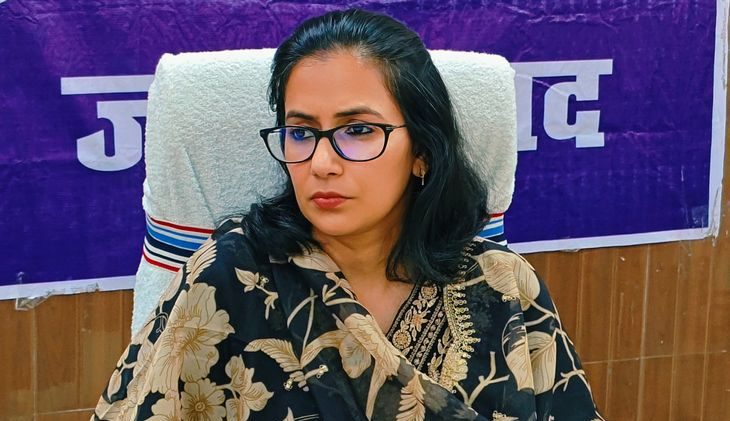 भागलपुर में महिला अधिकारियों का दबदबा, DM अलंकृता पांडेय से BDO-CO तक संभाल रहीं प्रशासन की कमान भागलपुर में महिला अधिकारियों का दबदबा, DM अलंकृता पांडेय से BDO-CO तक संभाल रहीं प्रशासन की कमान