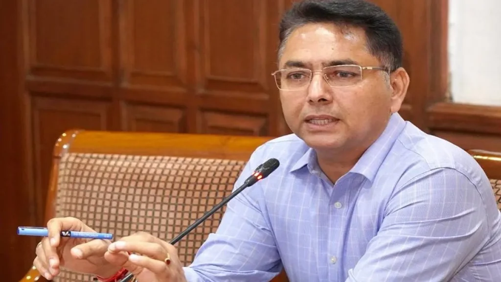 मान सरकार की रोजगार नीति पर अमन अरोड़ा का बड़ा बयान, कहा- योग्यता के आधार पर मिल रही नौकरियां मान सरकार की रोजगार नीति पर अमन अरोड़ा का बड़ा बयान, कहा- योग्यता के आधार पर मिल रही नौकरियां