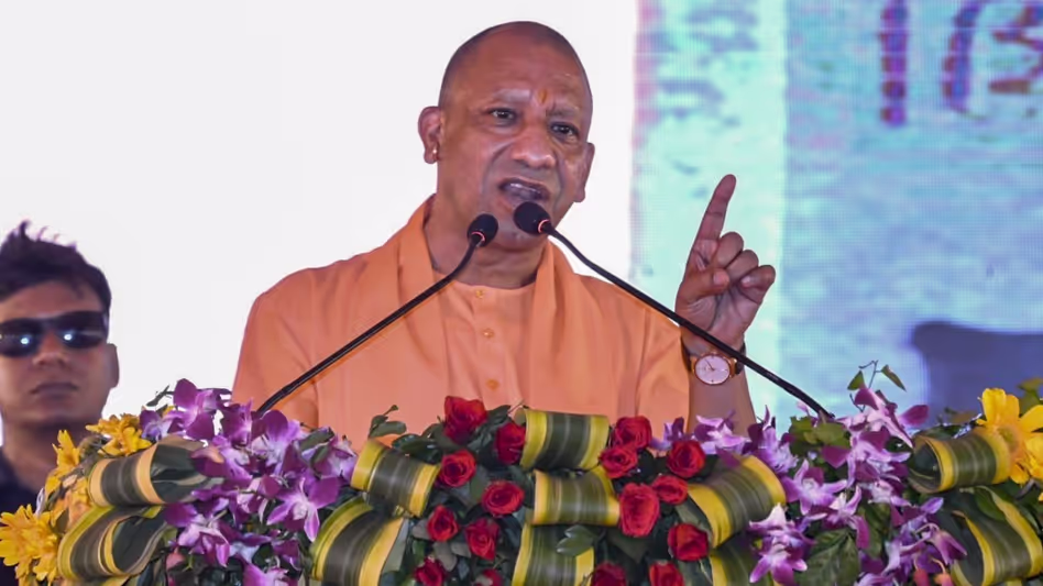 मुख्यमंत्री योगी आदित्यनाथ ने गोरखपुर में शुरू की PRD कैशलेस मेडिकल योजना, कर्मियों को मिलेगा स्वास्थ्य सुविधा का लाभ मुख्यमंत्री योगी आदित्यनाथ ने गोरखपुर में शुरू की PRD कैशलेस मेडिकल योजना, कर्मियों को मिलेगा स्वास्थ्य सुविधा का लाभ