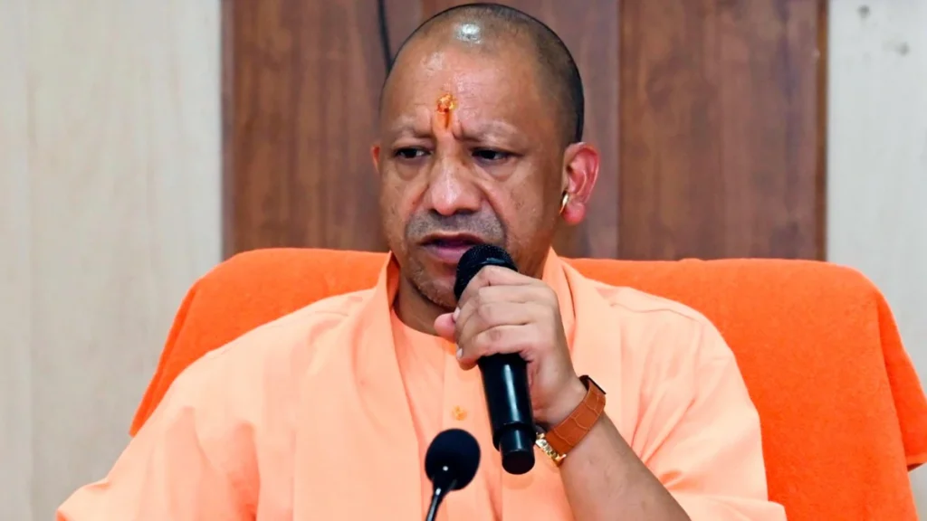 युवाओं को रोजगार से जोड़ने के लिए ITI को उद्योगों से जोड़ेगी योगी सरकार, अप्रेंटिसशिप पर जोर युवाओं को रोजगार से जोड़ने के लिए ITI को उद्योगों से जोड़ेगी योगी सरकार, अप्रेंटिसशिप पर जोर