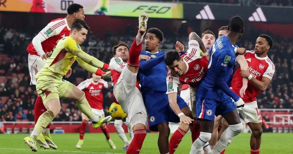 Arsenal vs Chelsea: आर्सेनल ने चेल्सी को 2-1 से हराया, हावर्ट्ज और ओडेगार्ड ने पलटा मैच Arsenal vs Chelsea: आर्सेनल ने चेल्सी को 2-1 से हराया, हावर्ट्ज और ओडेगार्ड ने पलटा मैच