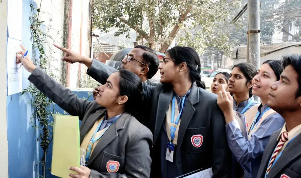 CBSE Date Sheet 2027: 10वीं-12वीं की बोर्ड परीक्षा को लेकर बड़ा अपडेट, जानें कब जारी हो सकती है डेटशीट CBSE Date Sheet 2027: 10वीं-12वीं की बोर्ड परीक्षा को लेकर बड़ा अपडेट, जानें कब जारी हो सकती है डेटशीट