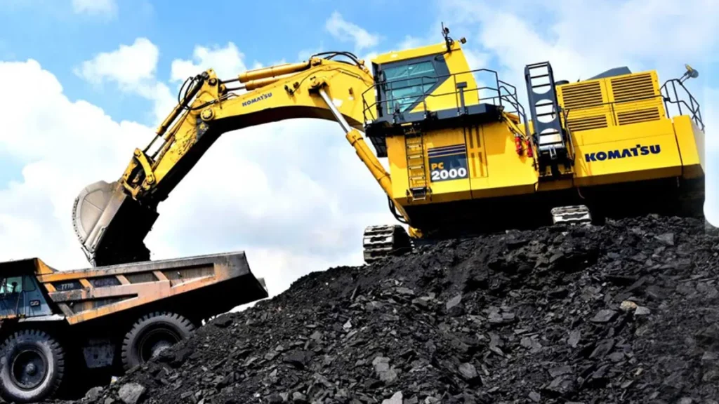 Coal India Share Price: बाजार में गिरावट के बीच 4% उछला कोल इंडिया का शेयर, बेचें या खरीदें? जानें ब्रोकरेज की राय Coal India Share Price: बाजार में गिरावट के बीच 4% उछला कोल इंडिया का शेयर, बेचें या खरीदें? जानें ब्रोकरेज की राय