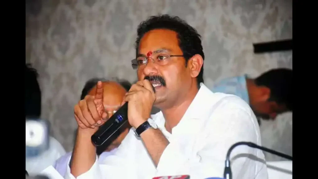 आंध्र प्रदेश के पूर्व उपमुख्यमंत्री अल्ला नानी का निधन, 57 साल की उम्र में आया हार्ट अटैक आंध्र प्रदेश के पूर्व उपमुख्यमंत्री अल्ला नानी का निधन, 57 साल की उम्र में आया हार्ट अटैक