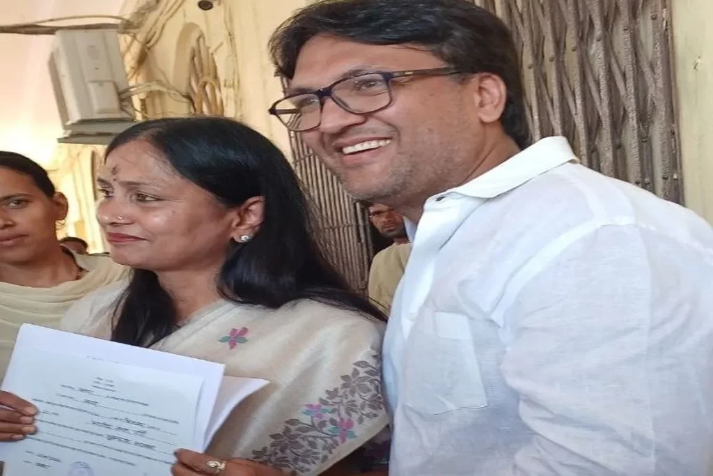 बीजेपी की सुमनलता अग्रवाल बनीं अलवर नगर निगम की पहली मेयर, 42 वोट से दर्ज की जीत